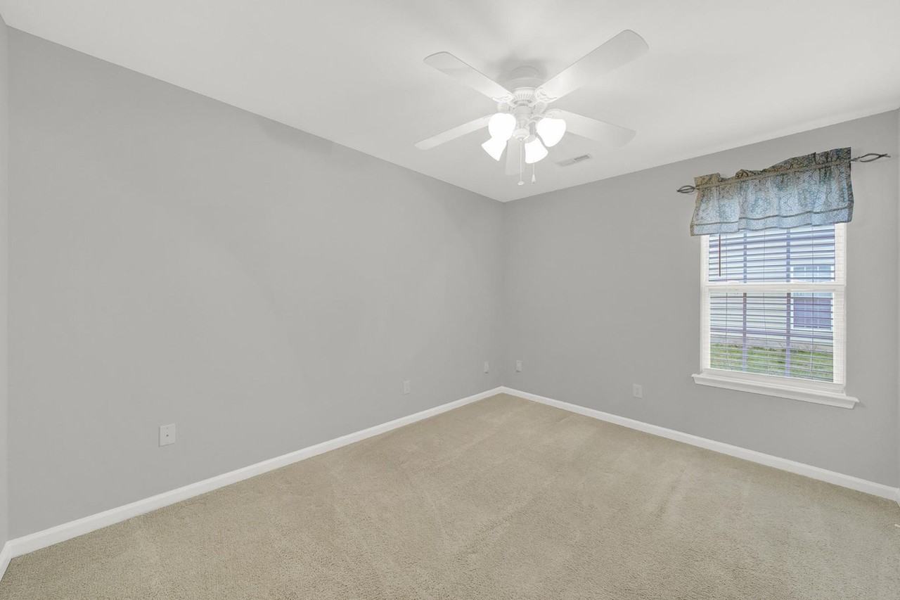 3614 Braefield Dr - Photo 3 of 27