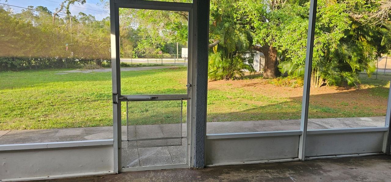 419 Martigues Dr - Photo 6 of 7