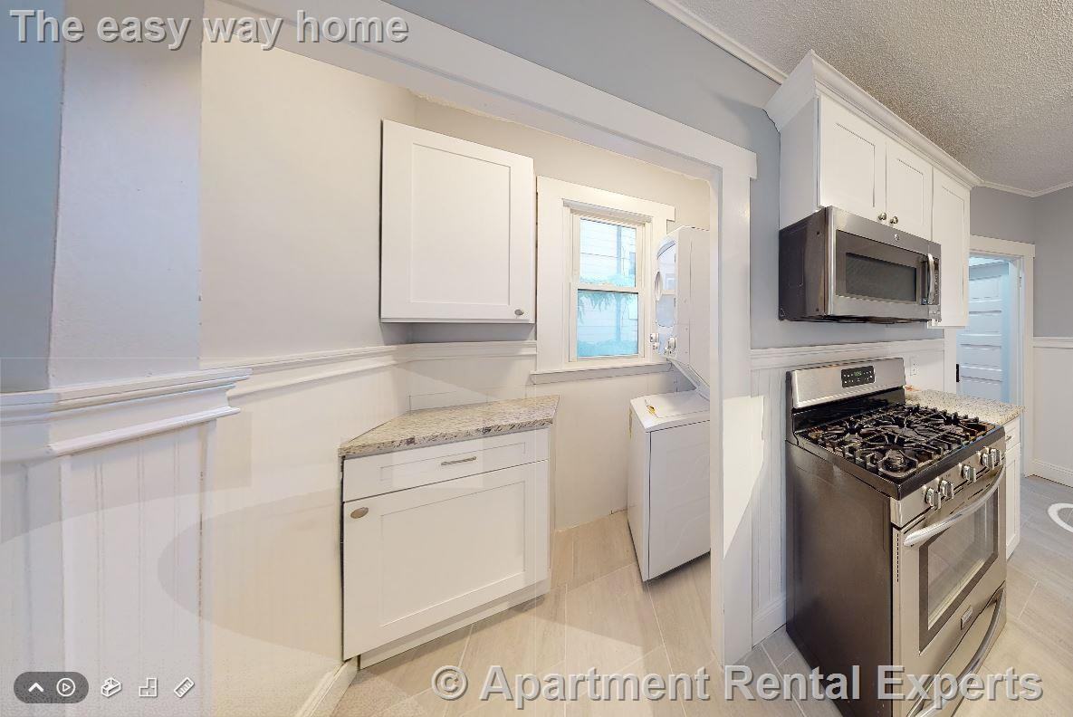 207 Boston Ave #B - Photo 5 of 10