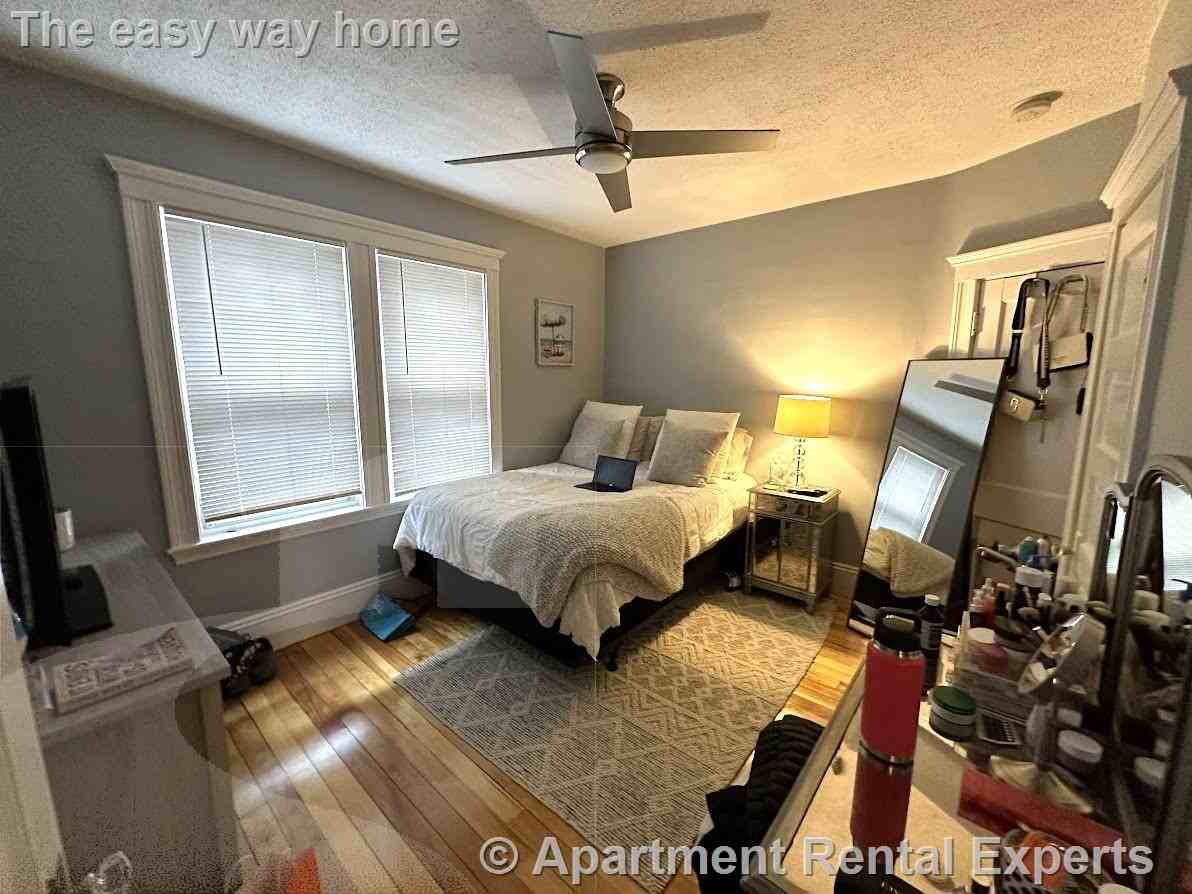 207 Boston Ave #B - Photo 7 of 10