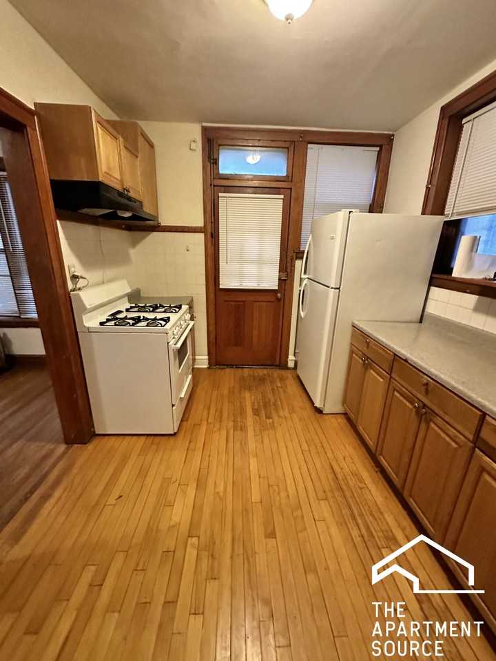 5503 W Belmont Ave #2F - Photo 3 of 11