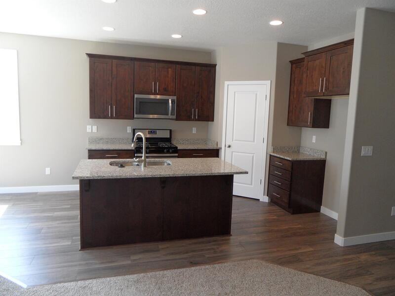 797 W Tamsin Ct - Photo 2 of 13