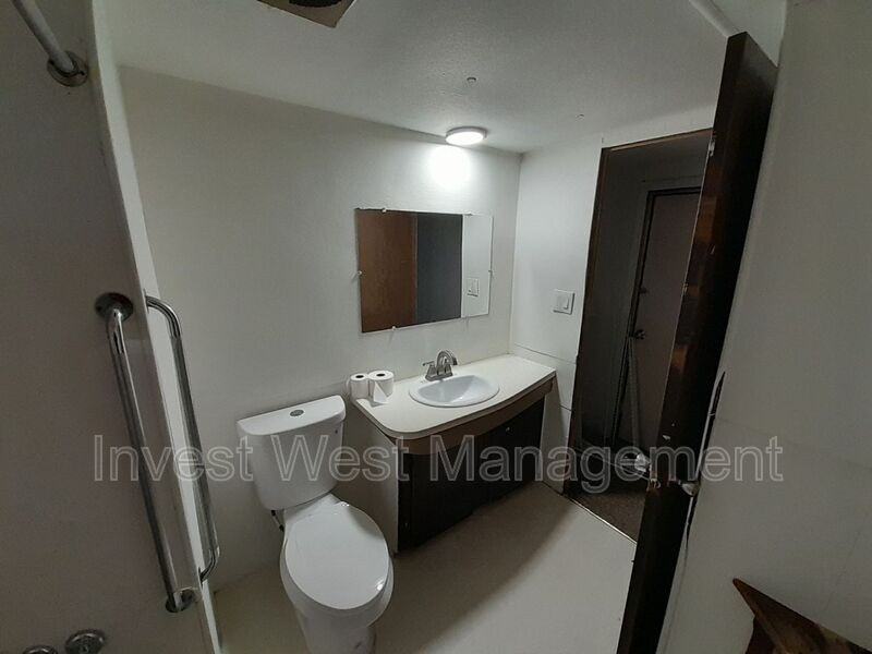 626 Silverbrook Rd - Photo 4 of 23