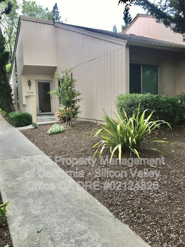 1538 Huddersfield Ct - Photo 2 of 18