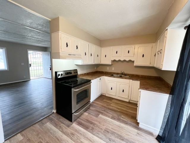 8709 Montery Rd - Photo 4 of 8