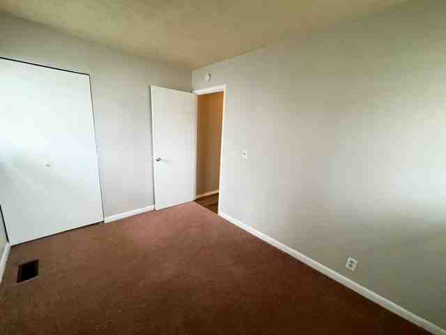 8709 Montery Rd - Photo 6 of 8