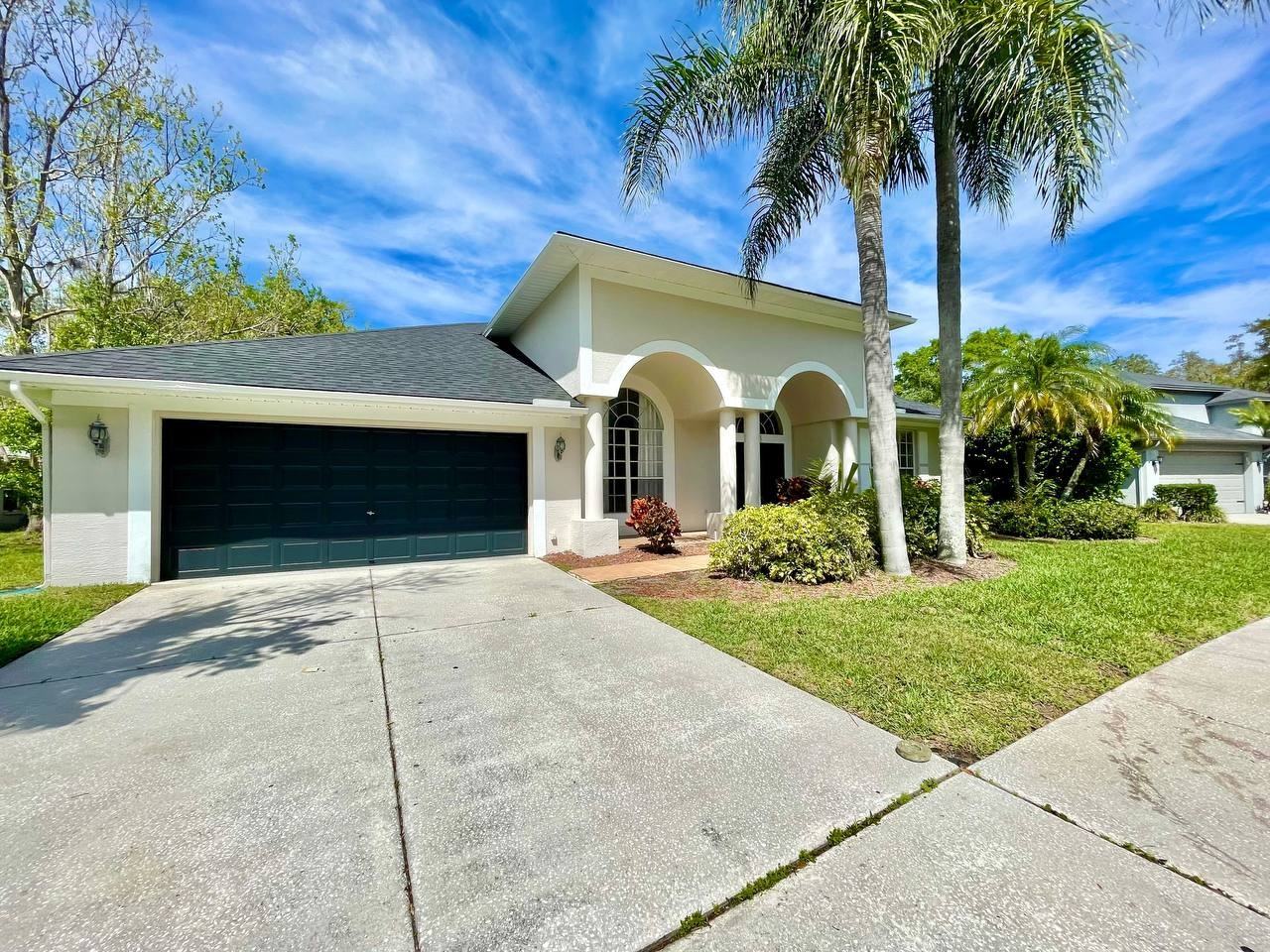 1753 Kinsmere Dr - Photo 2 of 40