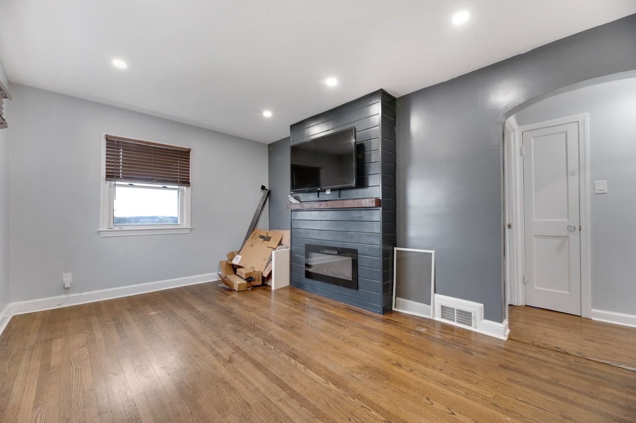 5532 Volta Ave - Photo 2 of 30