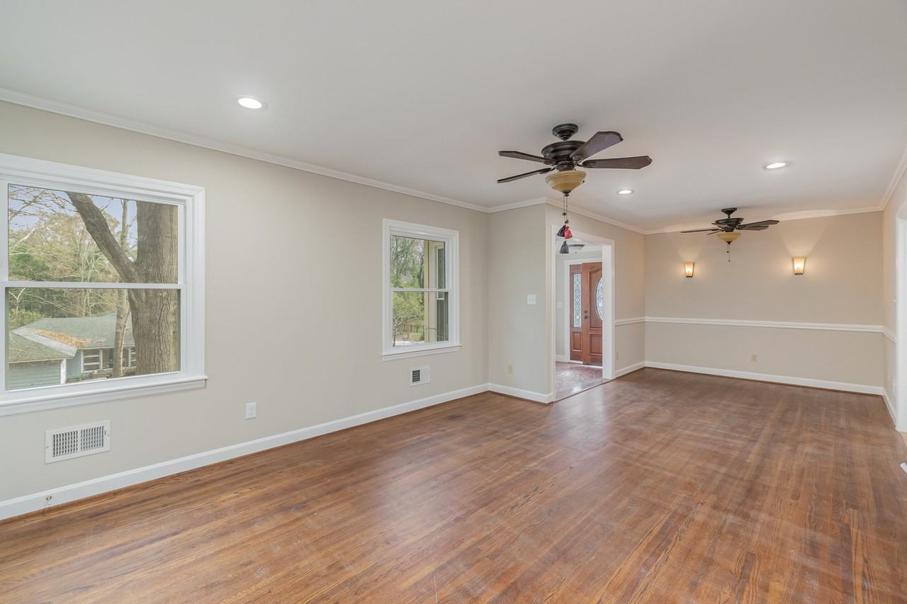 35 Glendale Ave Se - Photo 6 of 18