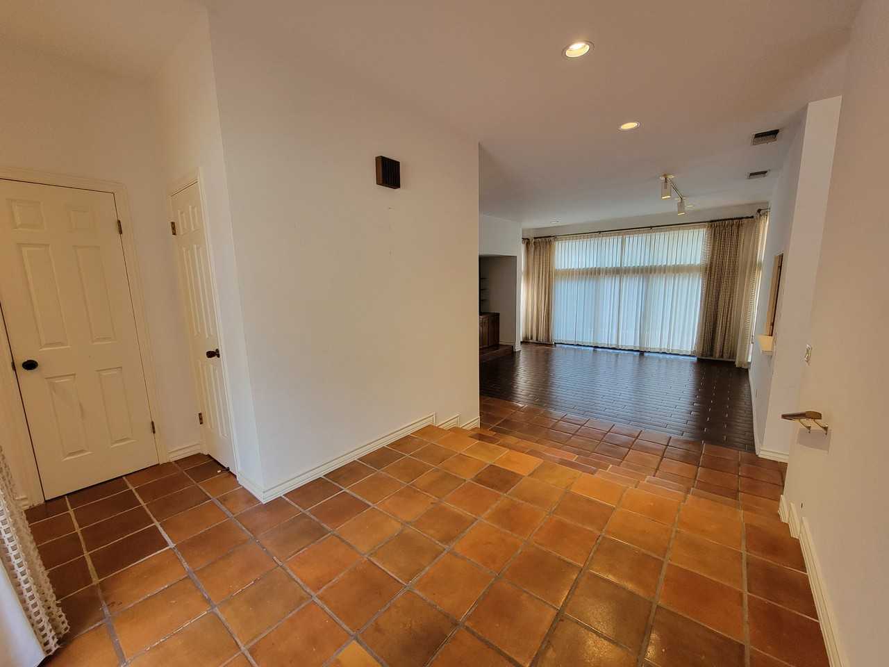 12911 Kings Forest St - Photo 2 of 25