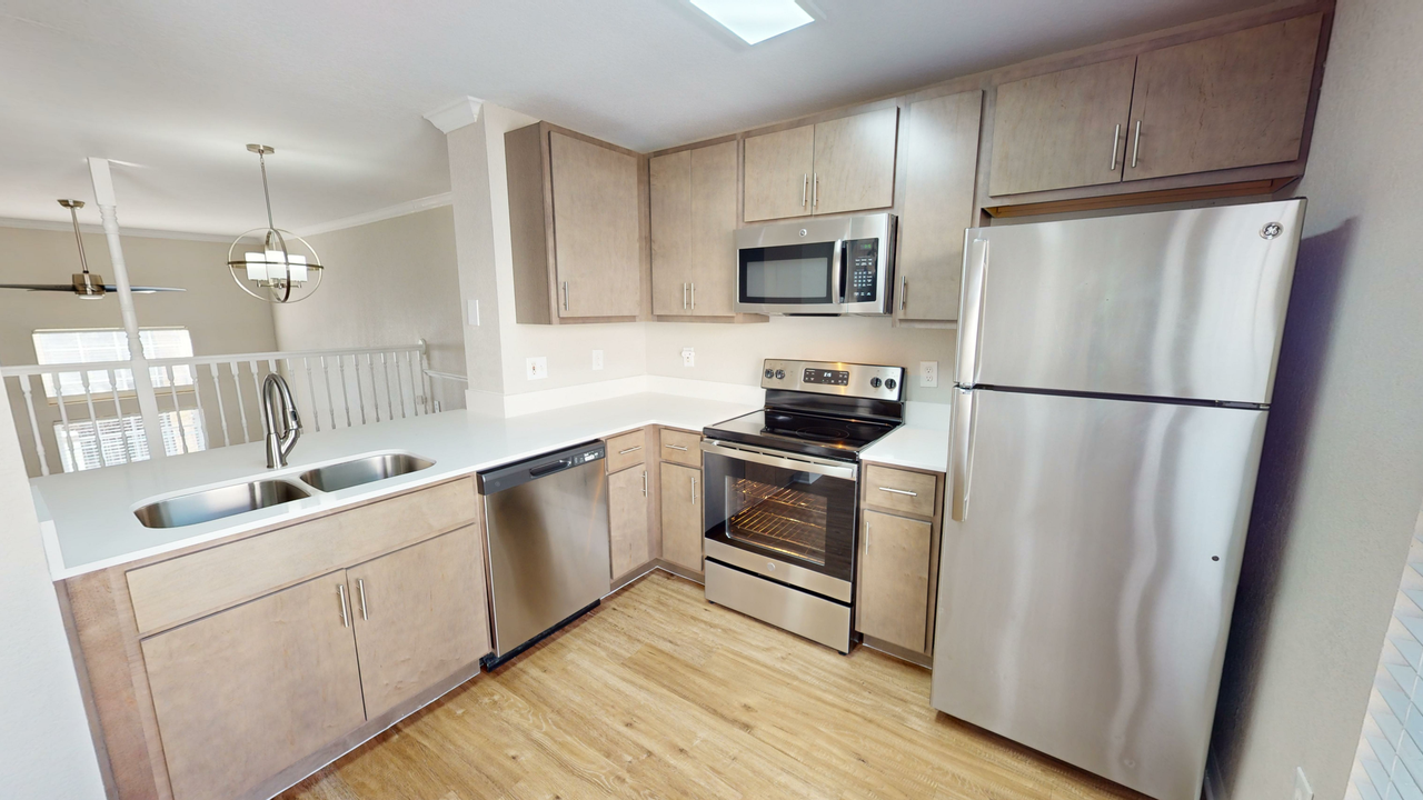 Harbortown - Photo 3 of 50