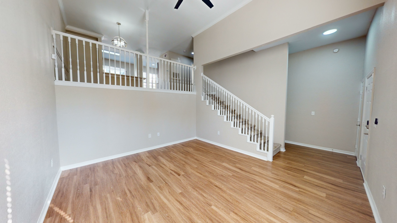 Harbortown - Photo 6 of 50