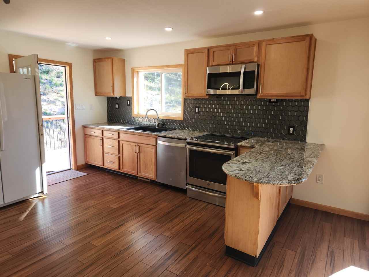 1144 15th St - Photo 3 of 11