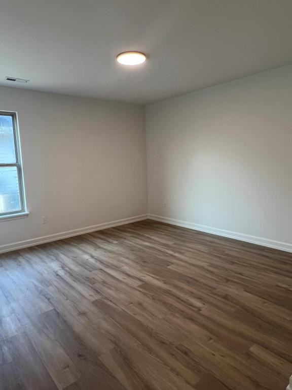 125 N Luna Ln - Photo 5 of 7