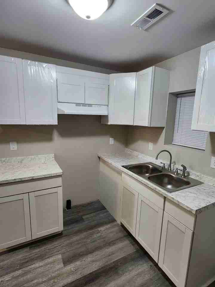 Schmidt St Apartments - Photo 2 of 50