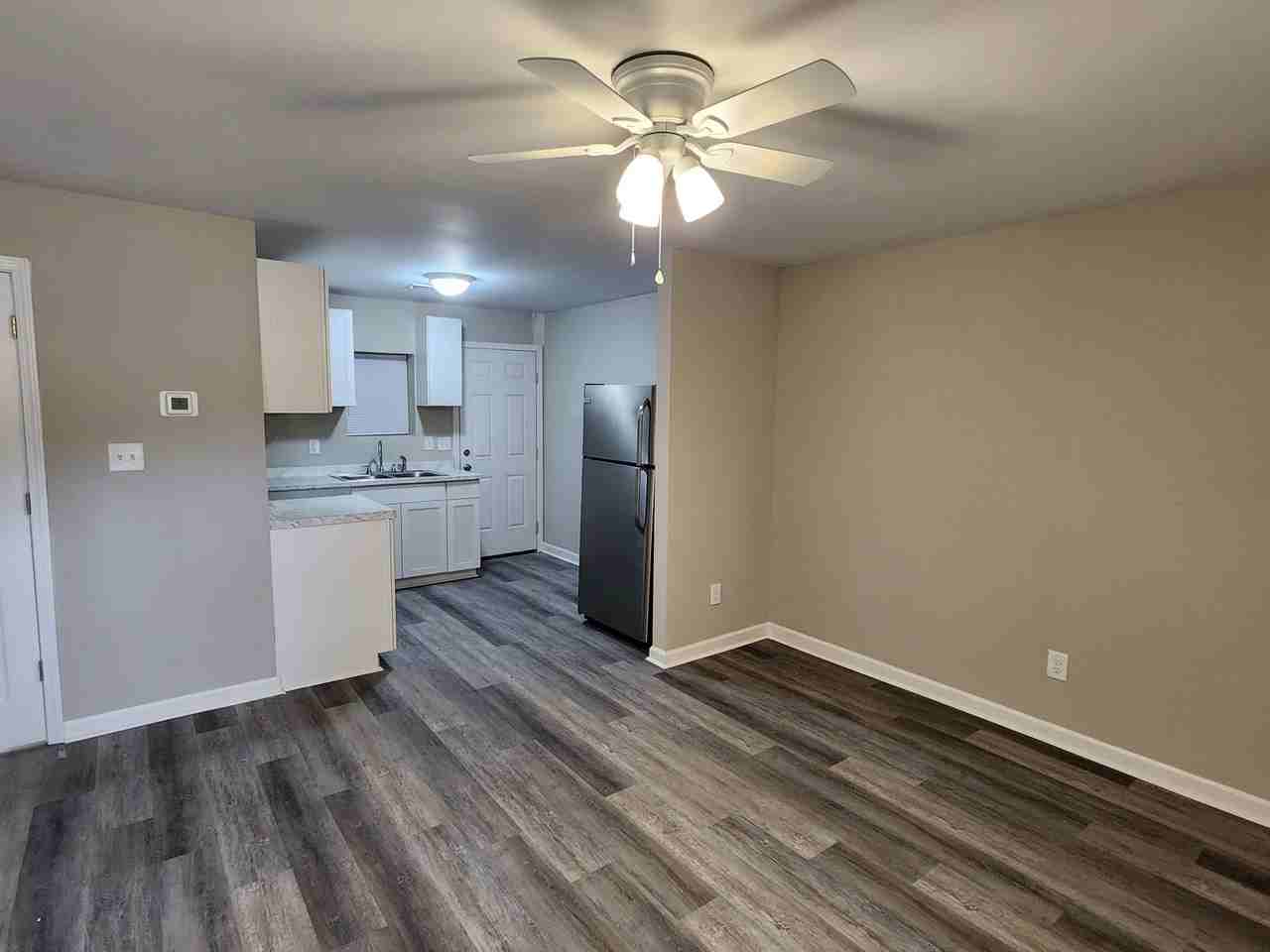 Schmidt St Apartments - Photo 3 of 50