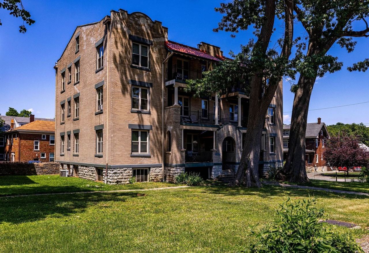 Martana Flats - Photo 2 of 36