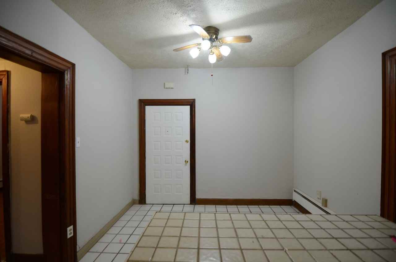 Martana Flats - Photo 4 of 36