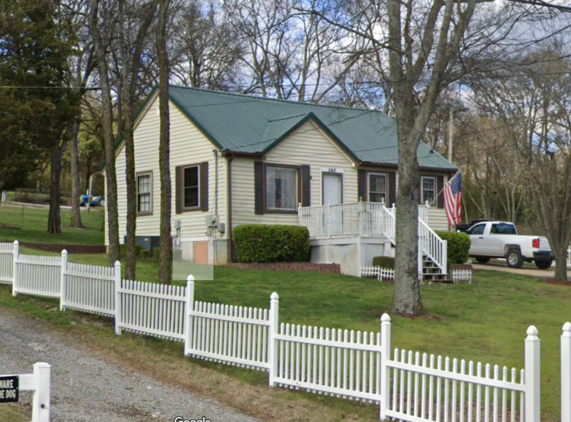 548 Green Ln - Photo 2 of 6