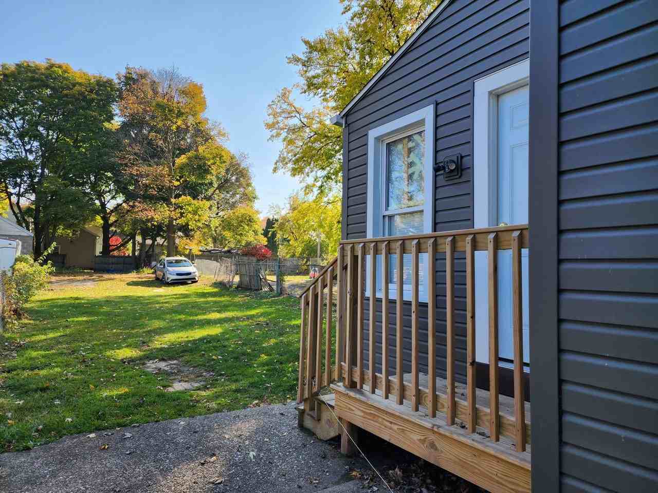 515w3rd - Photo 6 of 8