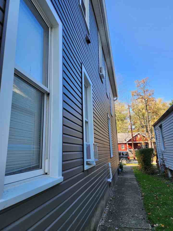 515w3rd - Photo 7 of 8