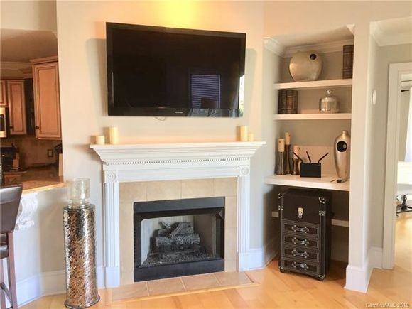 1205 Torrence Cir - Photo 6 of 30