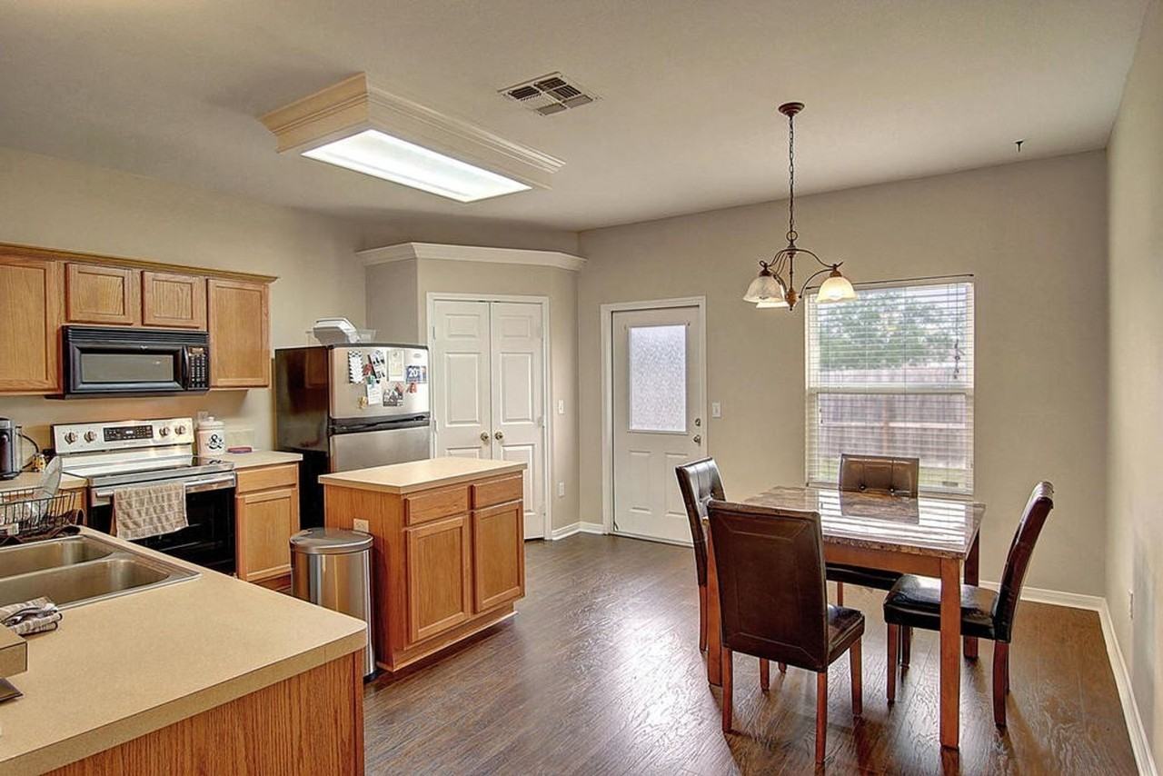 7538 Angelwing Drive - Photo 3 of 13