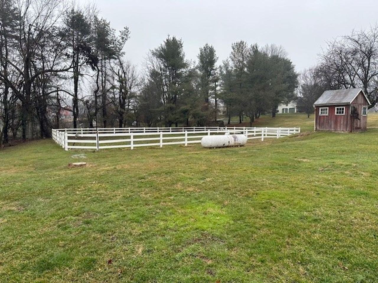 31 Scheller Rd - Photo 2 of 38