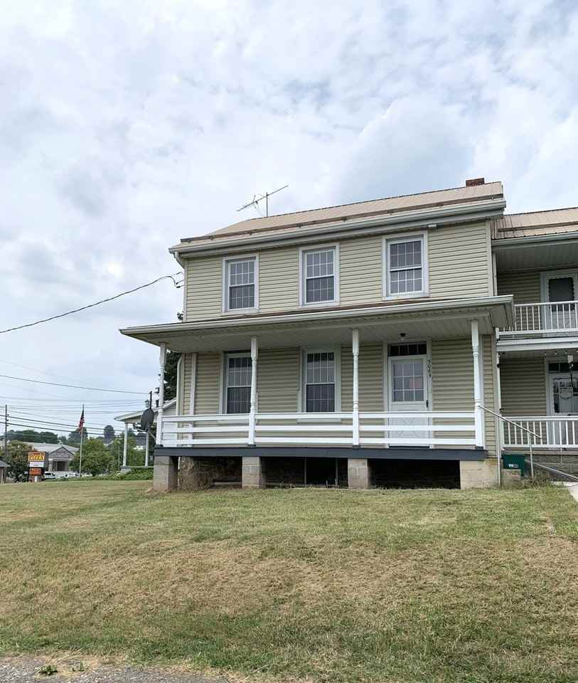 5065 Buchanan Trail East - Photo 2 of 21