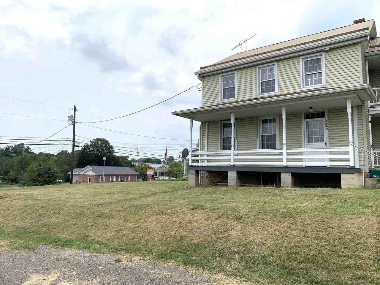 5065 Buchanan Trail East - Photo 3 of 21