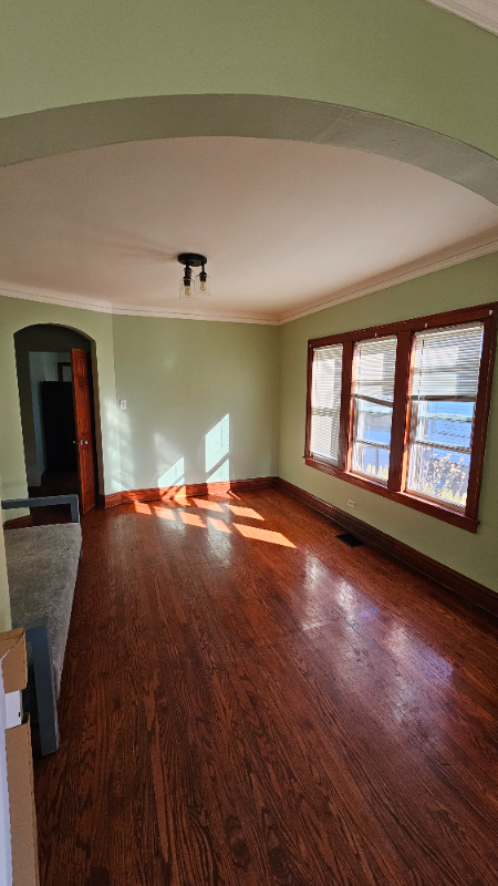 1529 S Laramie Ave - Photo 3 of 9