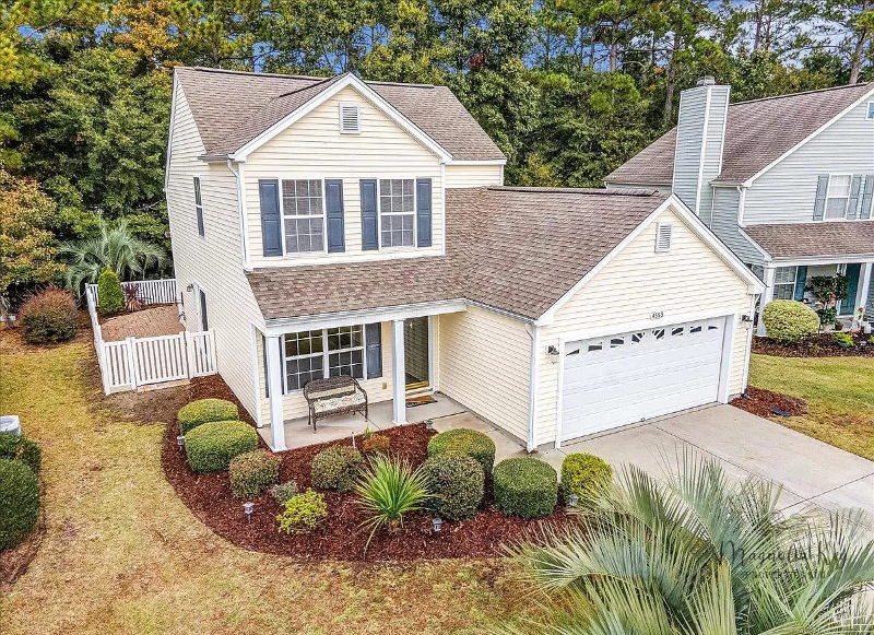 4553 Farm Lake Dr - Photo 3 of 24