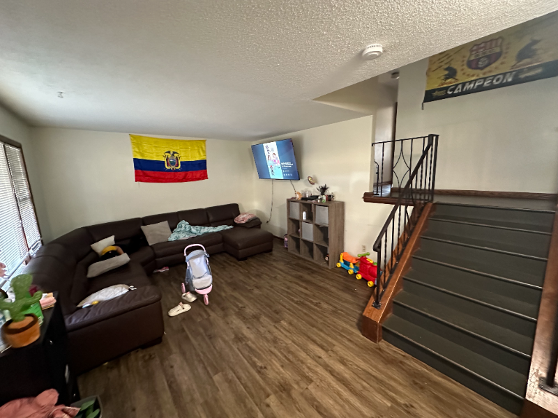 1253 Circle Terrace Blvd Ne - Photo 3 of 10