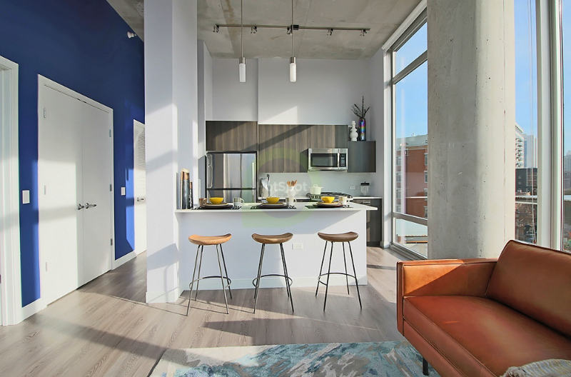 717 N Milwaukee Ave - Photo 3 of 14