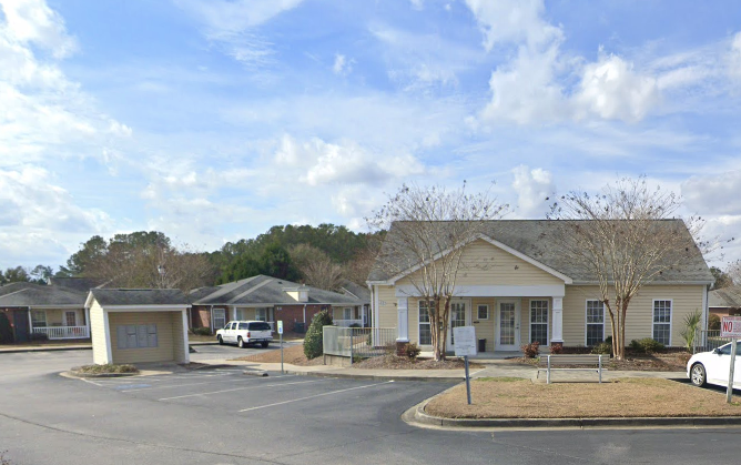 Magnolia Park - Photo 4 of 6