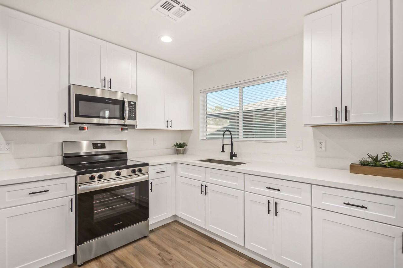 W Denton Ln - Photo 6 of 14