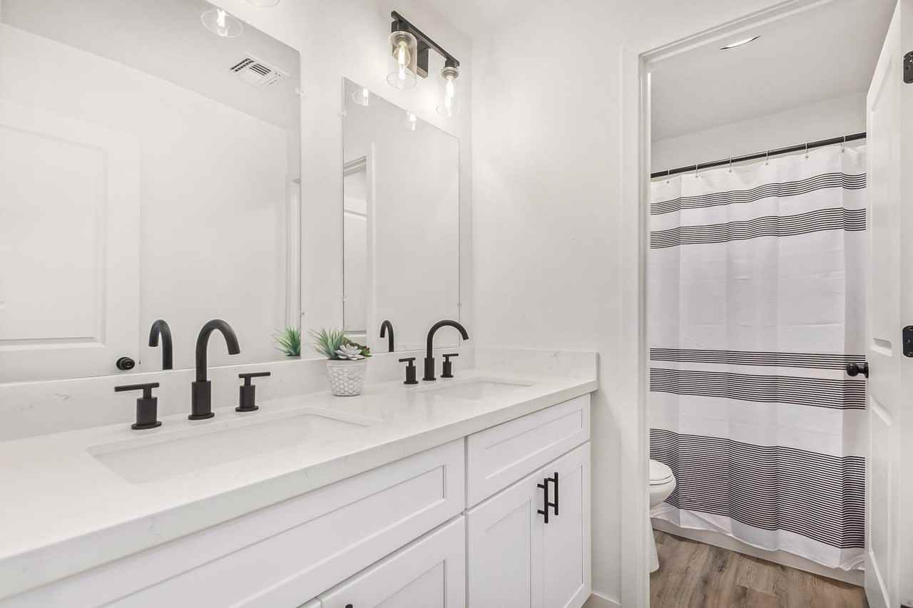 W Denton Ln - Photo 5 of 14