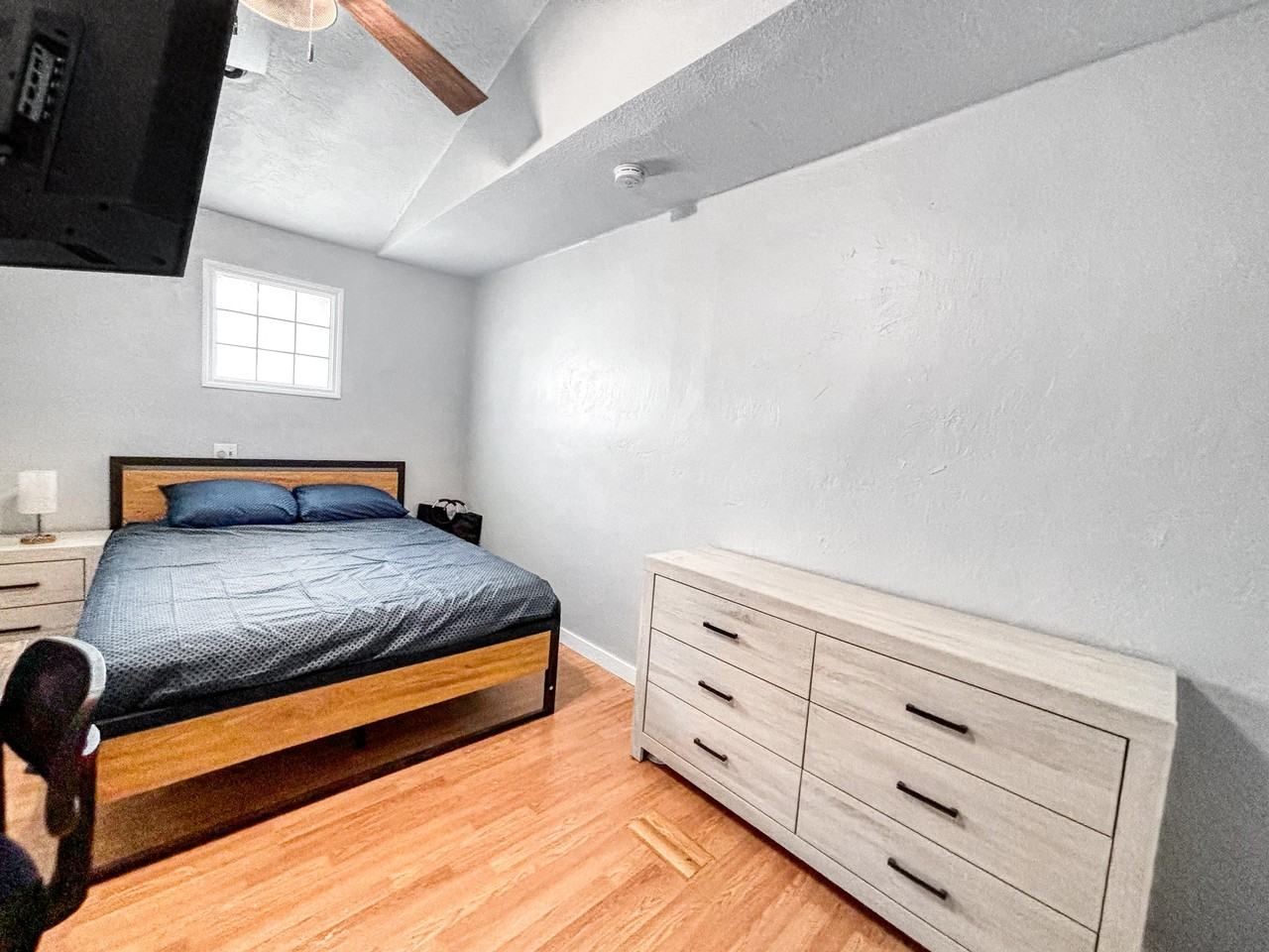 Westwood Ave - Photo 6 of 8