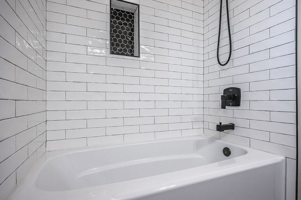 E Pepper Pl - Photo 2 of 16