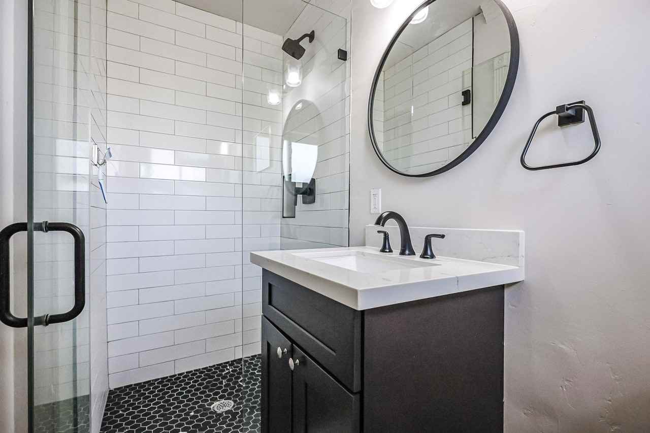 E Pepper Pl - Photo 5 of 16