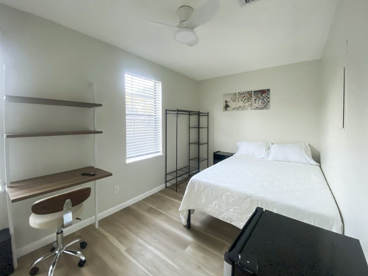 W 67th St - Photo 4 of 14