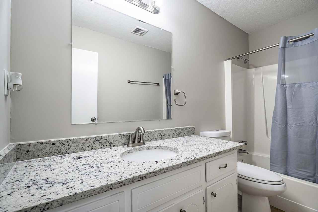 Denny Dr - Photo 2 of 11