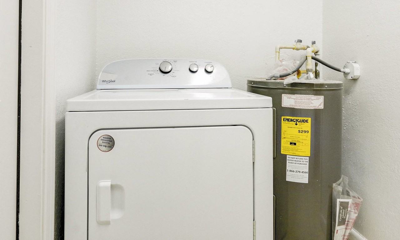 E Emma St - Photo 5 of 13