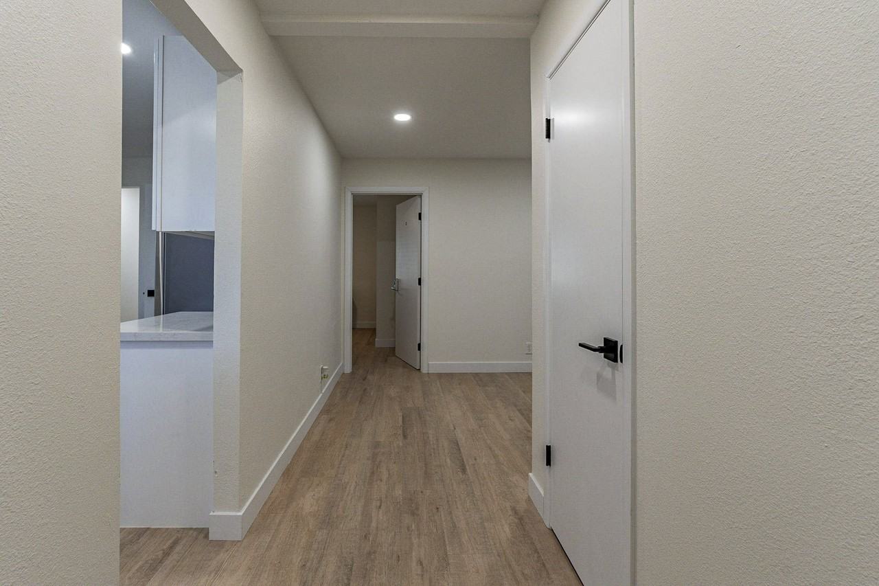 West Northview Avenue - Photo 6 of 14