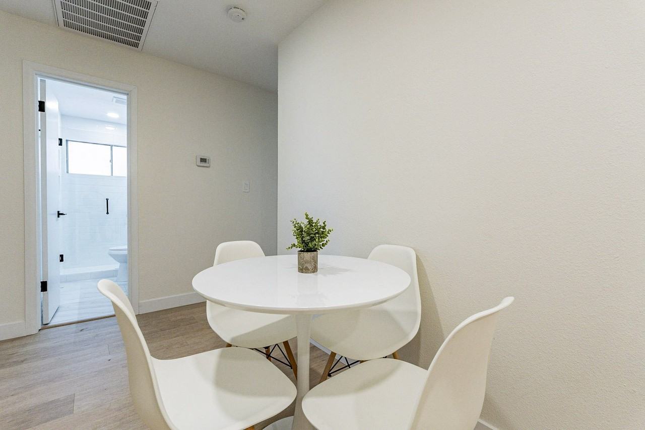 West Northview Avenue - Photo 7 of 14