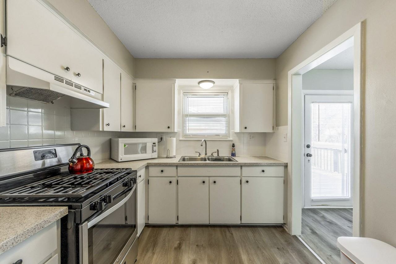 Ne Maggie Ave - Photo 5 of 11