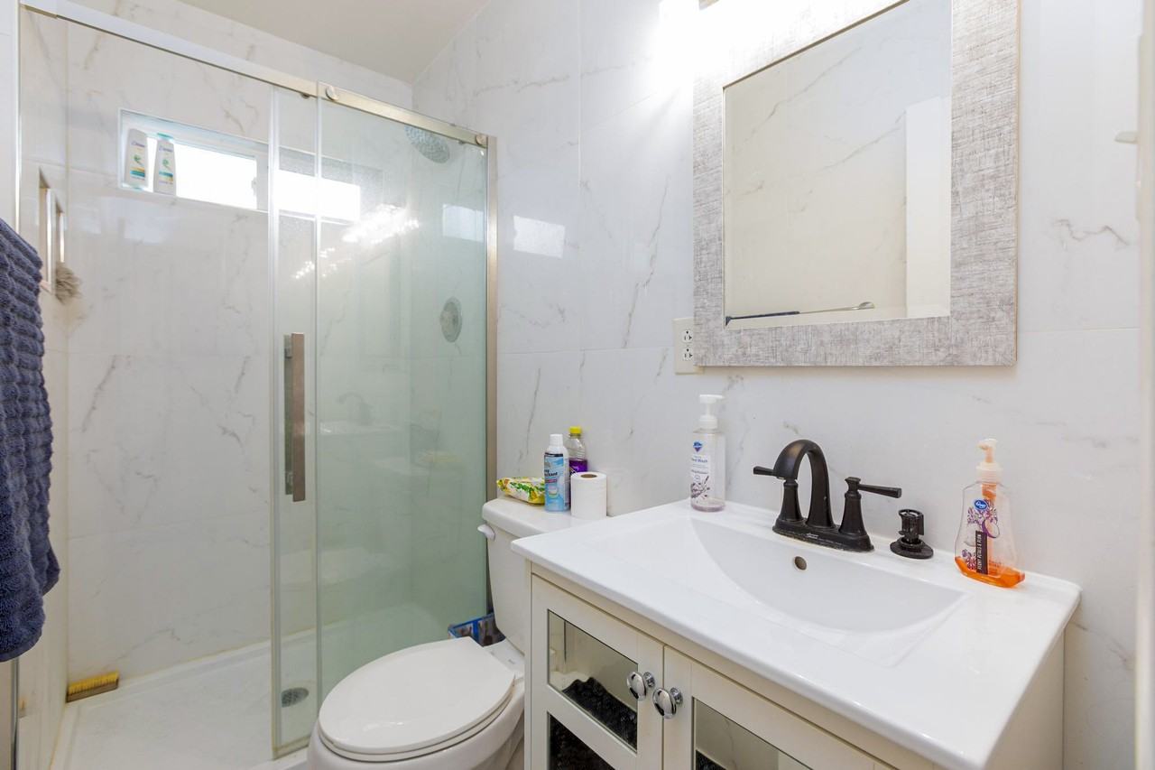 Las Lomas Avenue - Photo 5 of 17