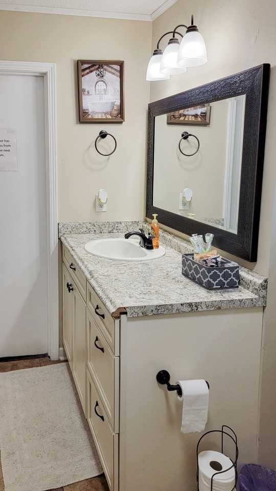 Cedar Hurst Way - Photo 2 of 24