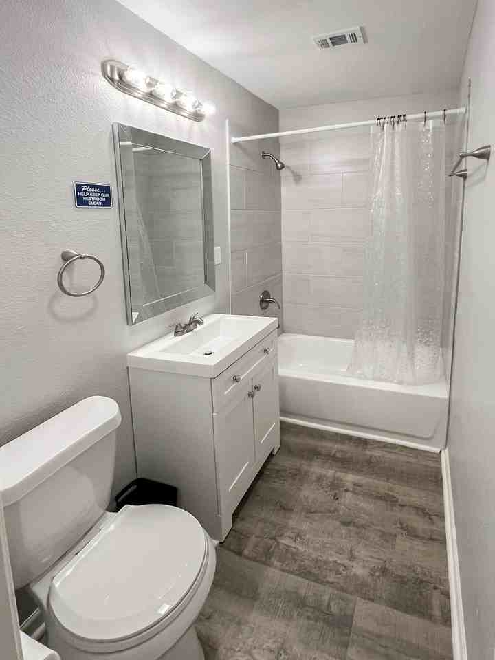 Anderson St - Photo 3 of 15