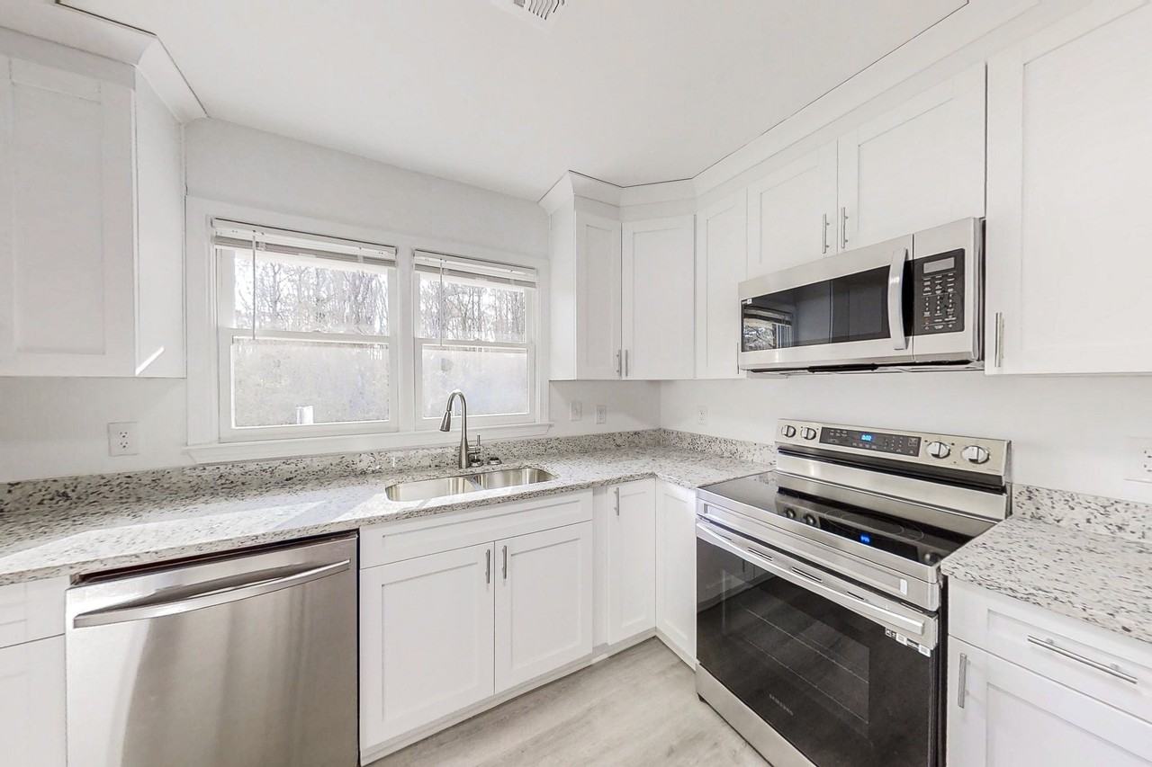 Jefferson Ave Sw - Photo 4 of 12